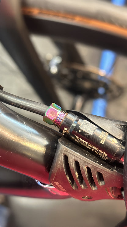 Tornillo tuerca SRAM/SHIMANO (x1 Unidad)
